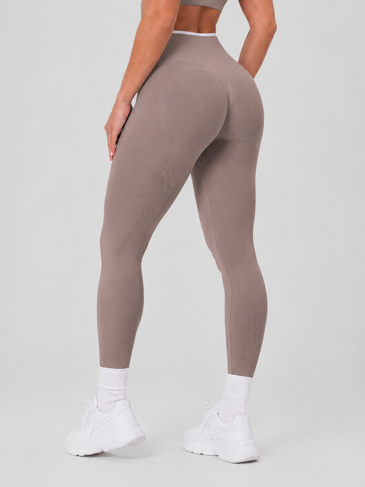 Sleek Line Mid-Waist Scrunch Leggings - Light Brown #color_lightbrown