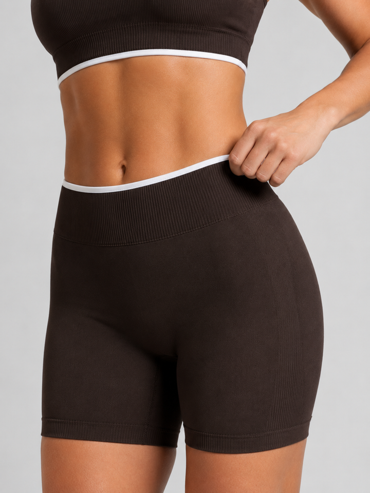 Sleek Line Outline Scrunch Shorts - contrast trim detail